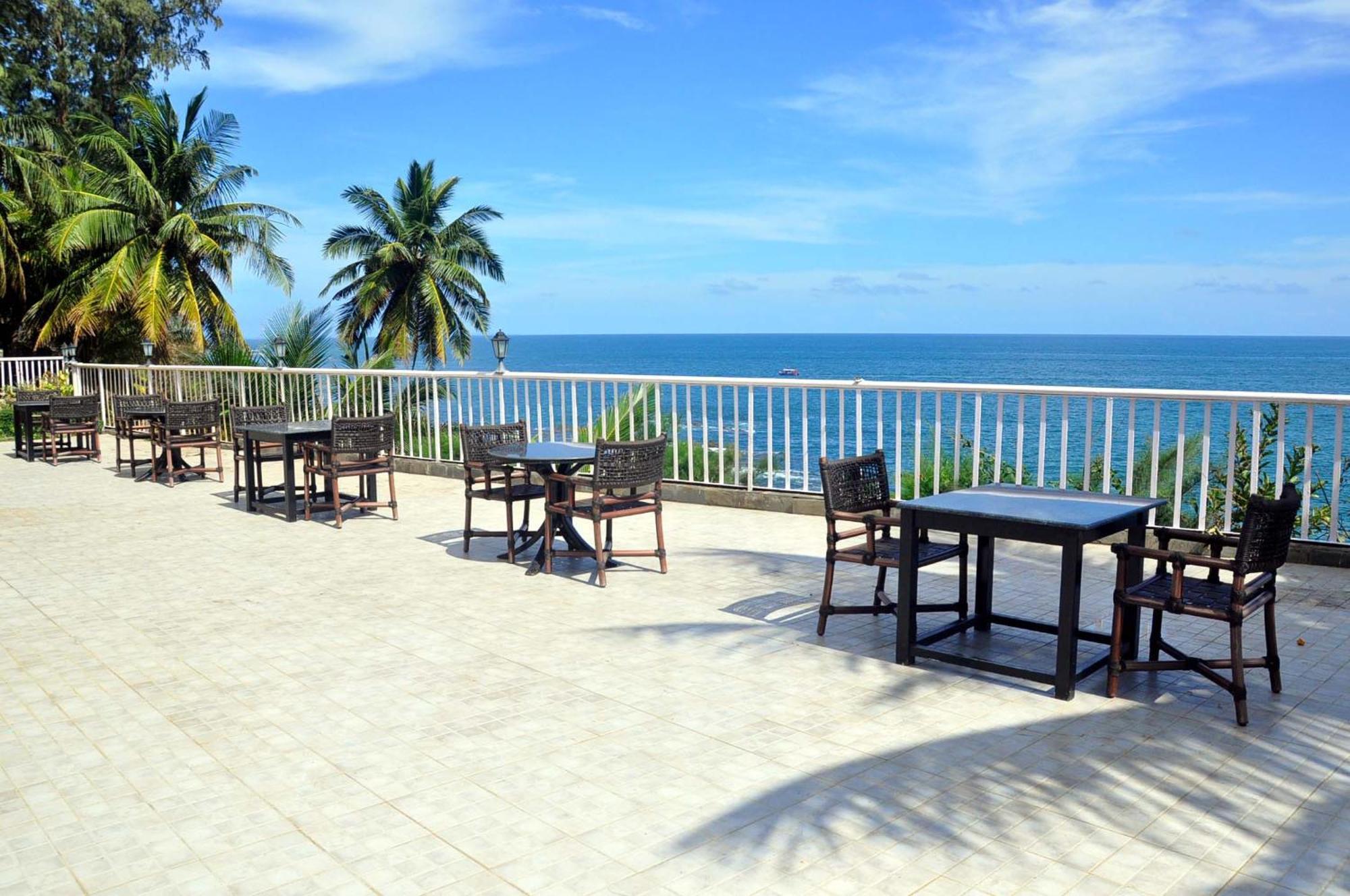 Hotel Sinclairs Bayview à Port Blair Extérieur photo