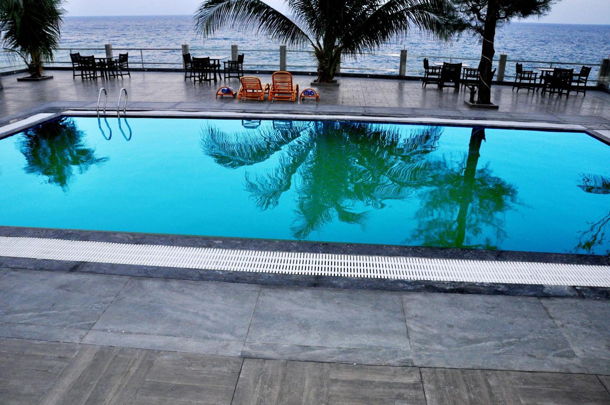 Hotel Sinclairs Bayview à Port Blair Extérieur photo